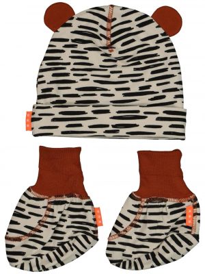 newborn setje muts en slofjes wit